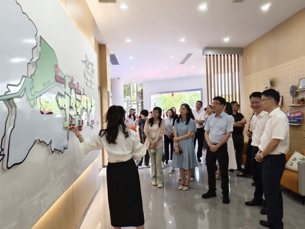 宝龙配资 打造基层社区治理新示范，浙江德清这个服务站有点“特别”
