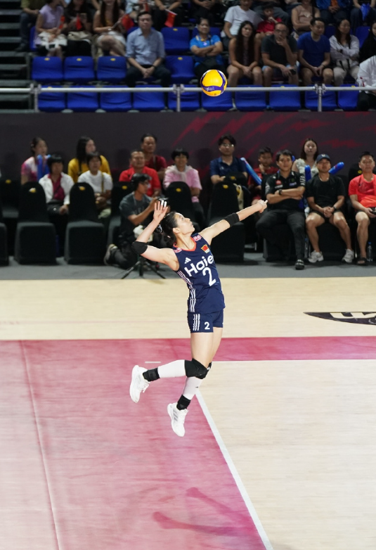 配资宝 两连胜！中国女排战胜哥伦比亚女排 提前晋级16强